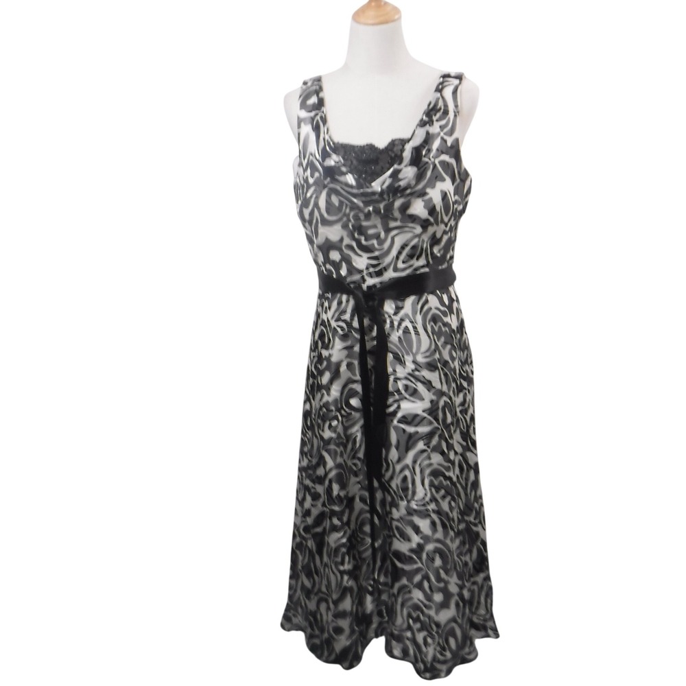 JS Boutique Silk‎ Blend Black White Swirl Lace Trim Formal Gown Dress Size 12